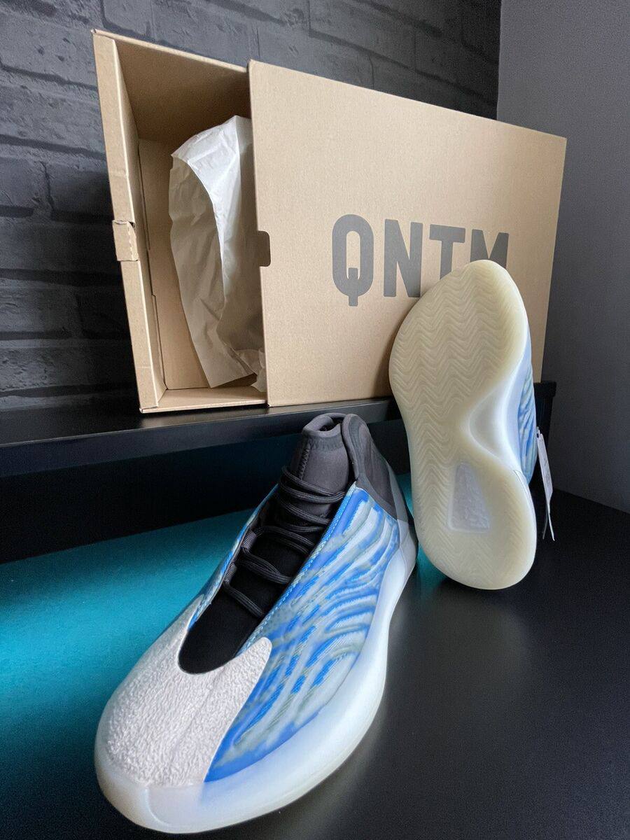 Yeezy QNTM